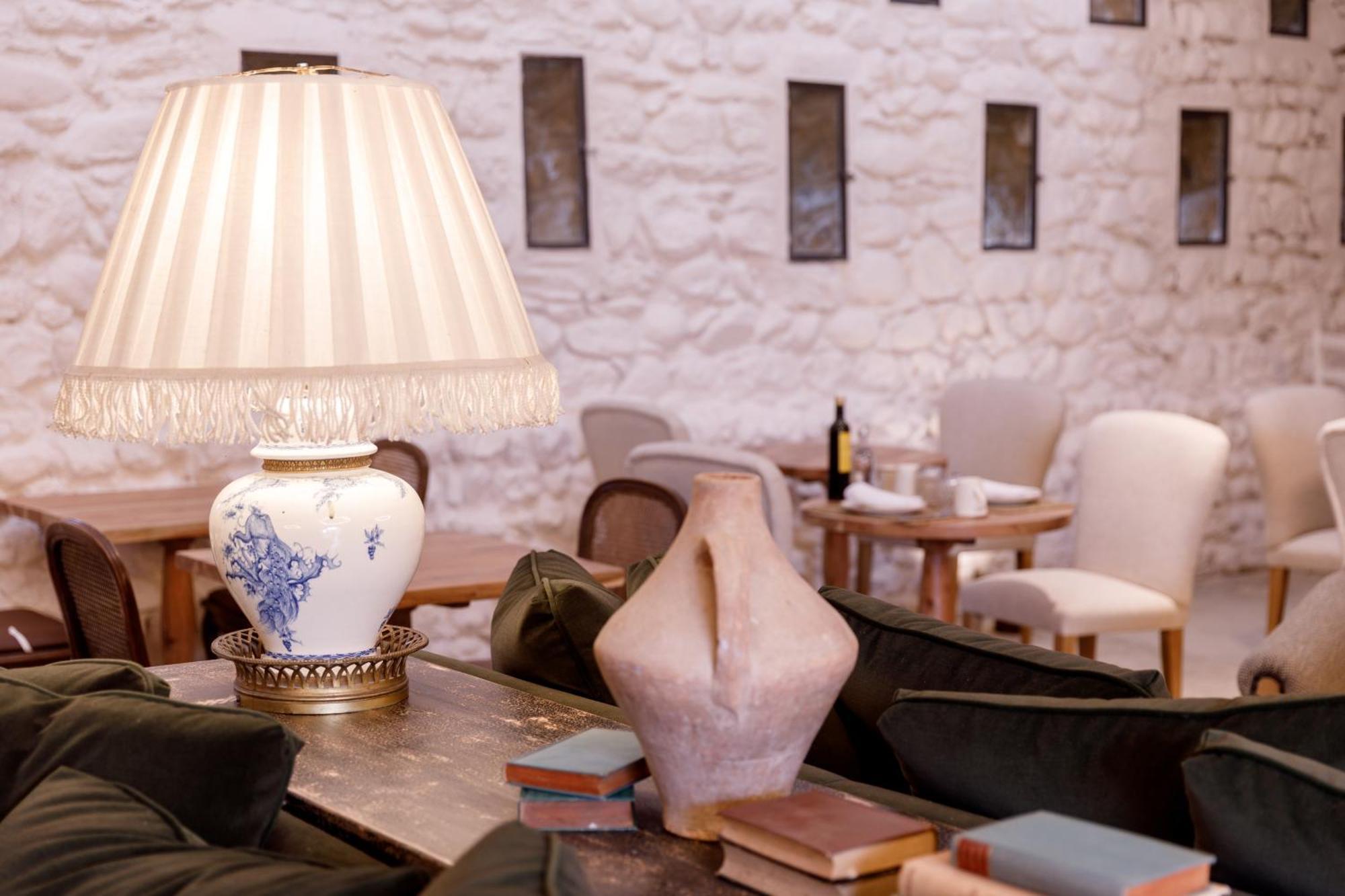 Castillo De Vallgornera Hotel *