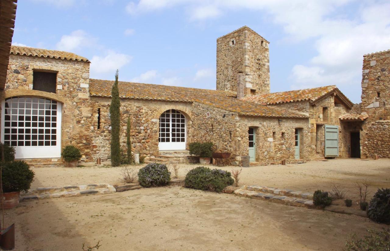 Castillo De Vallgornera Hotel Peralada (Perelada)