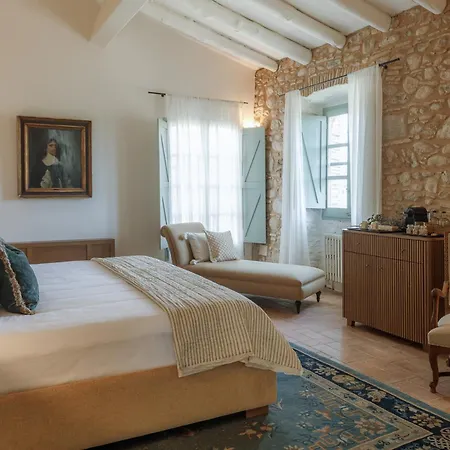 Hotel Castell De Vallgornera Peralada Exterior photo