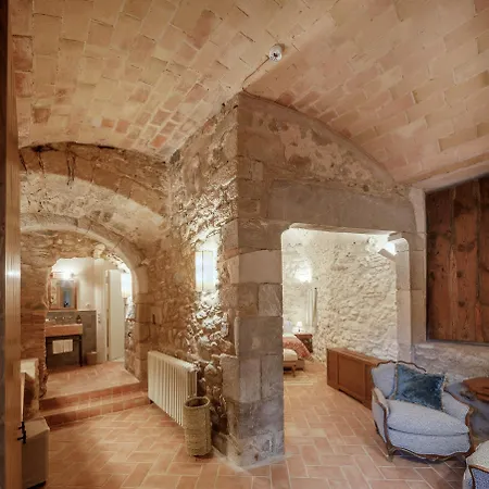Hotel Castell De Vallgornera Peralada Exterior photo
