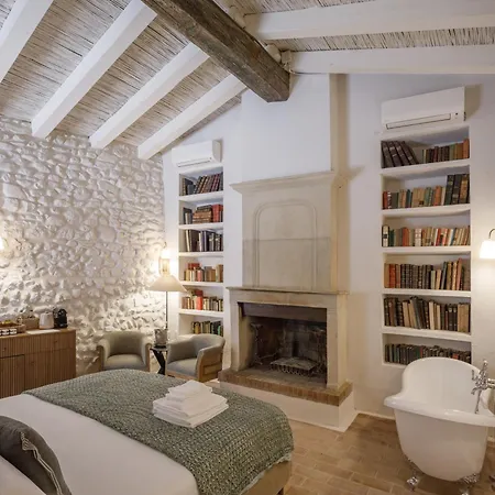 Hotel Castell De Vallgornera Peralada Exterior photo