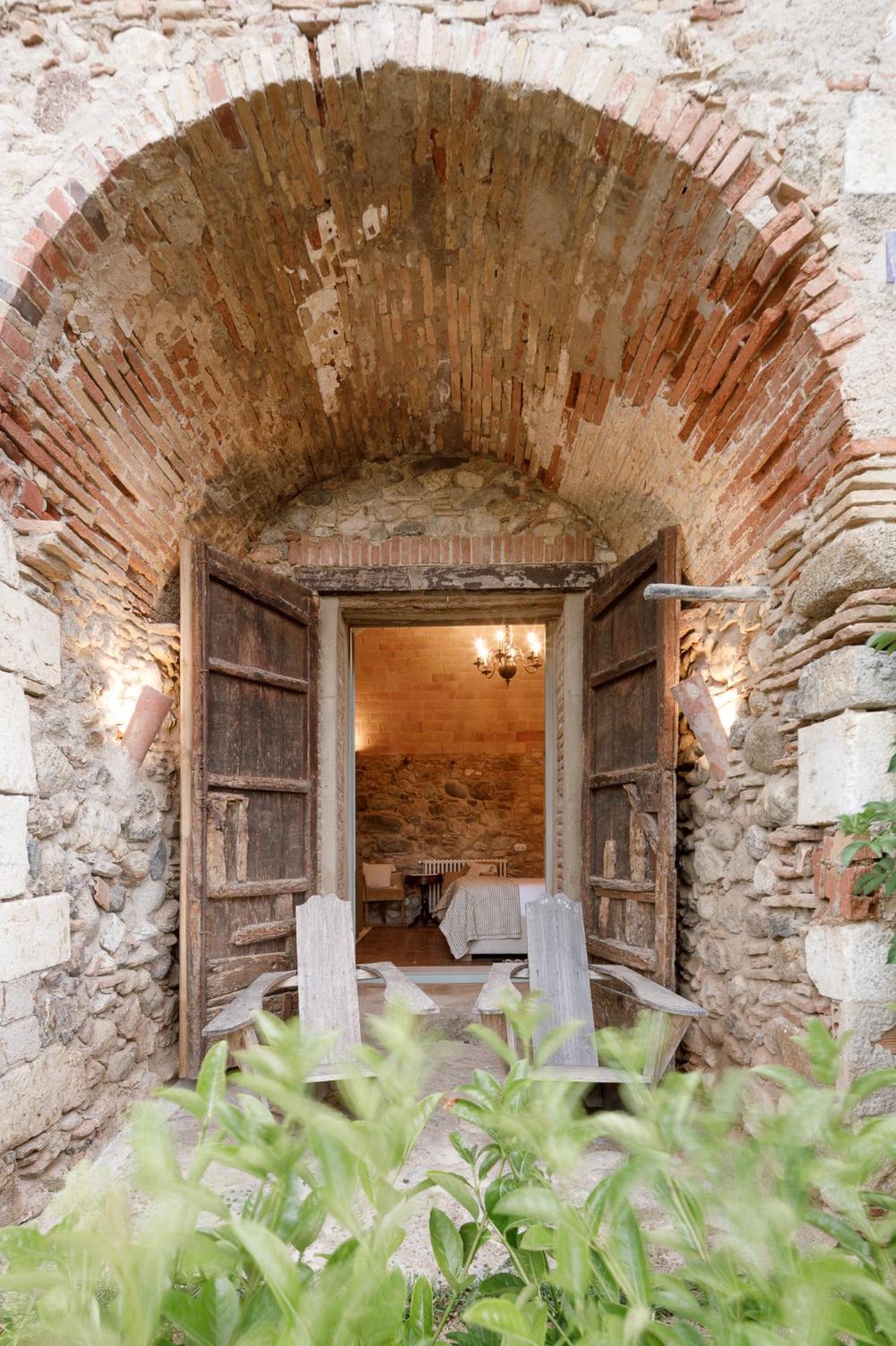 Hotel Castell De Vallgornera Peralada